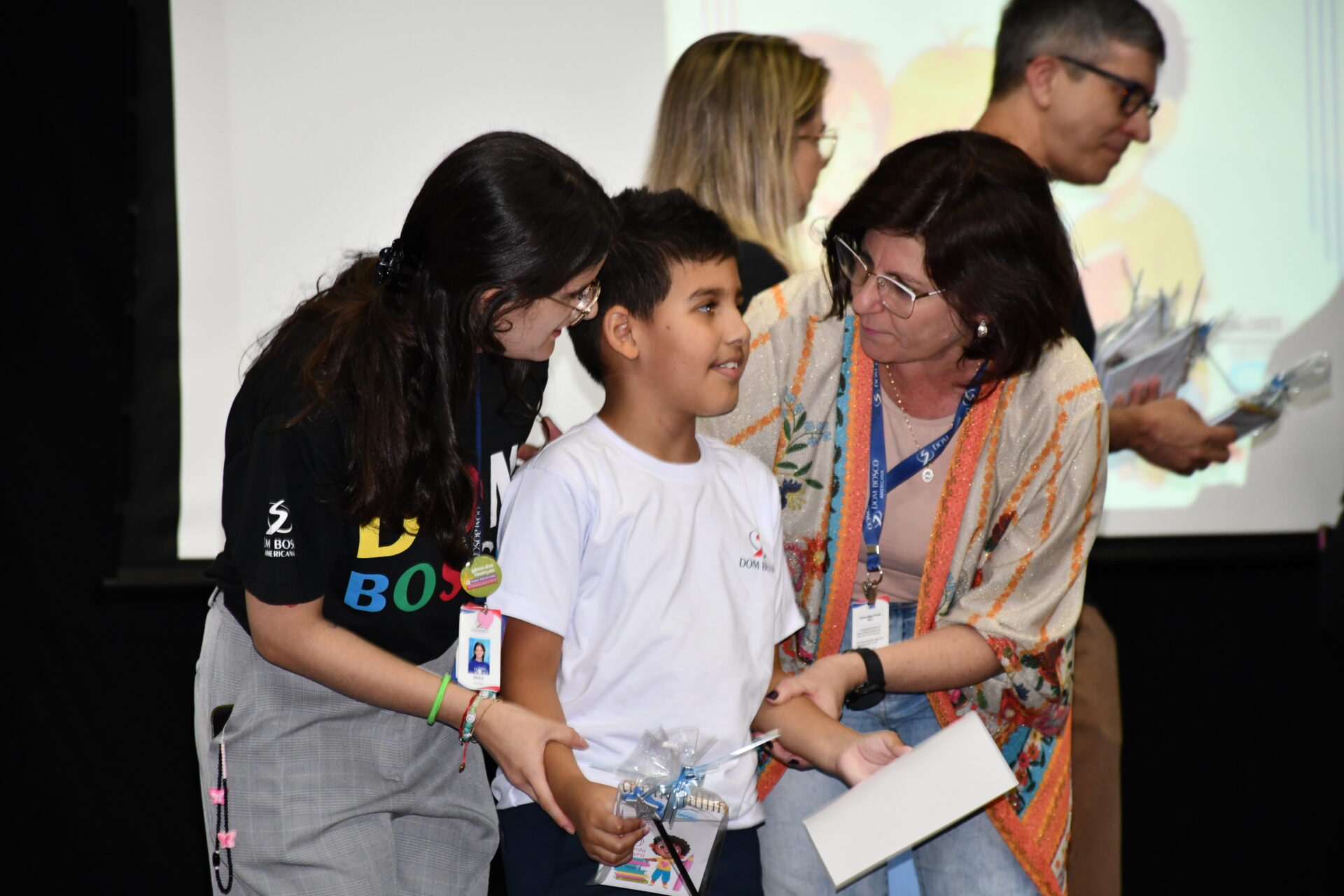 Noite-de-autografos-2025 (11)