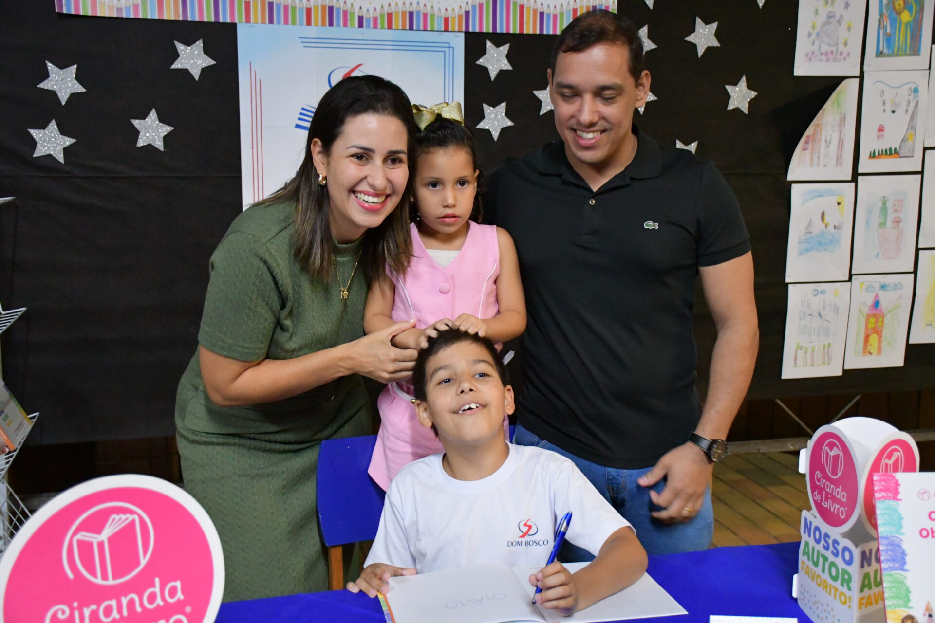 Noite-de-autografos-2025 (23)