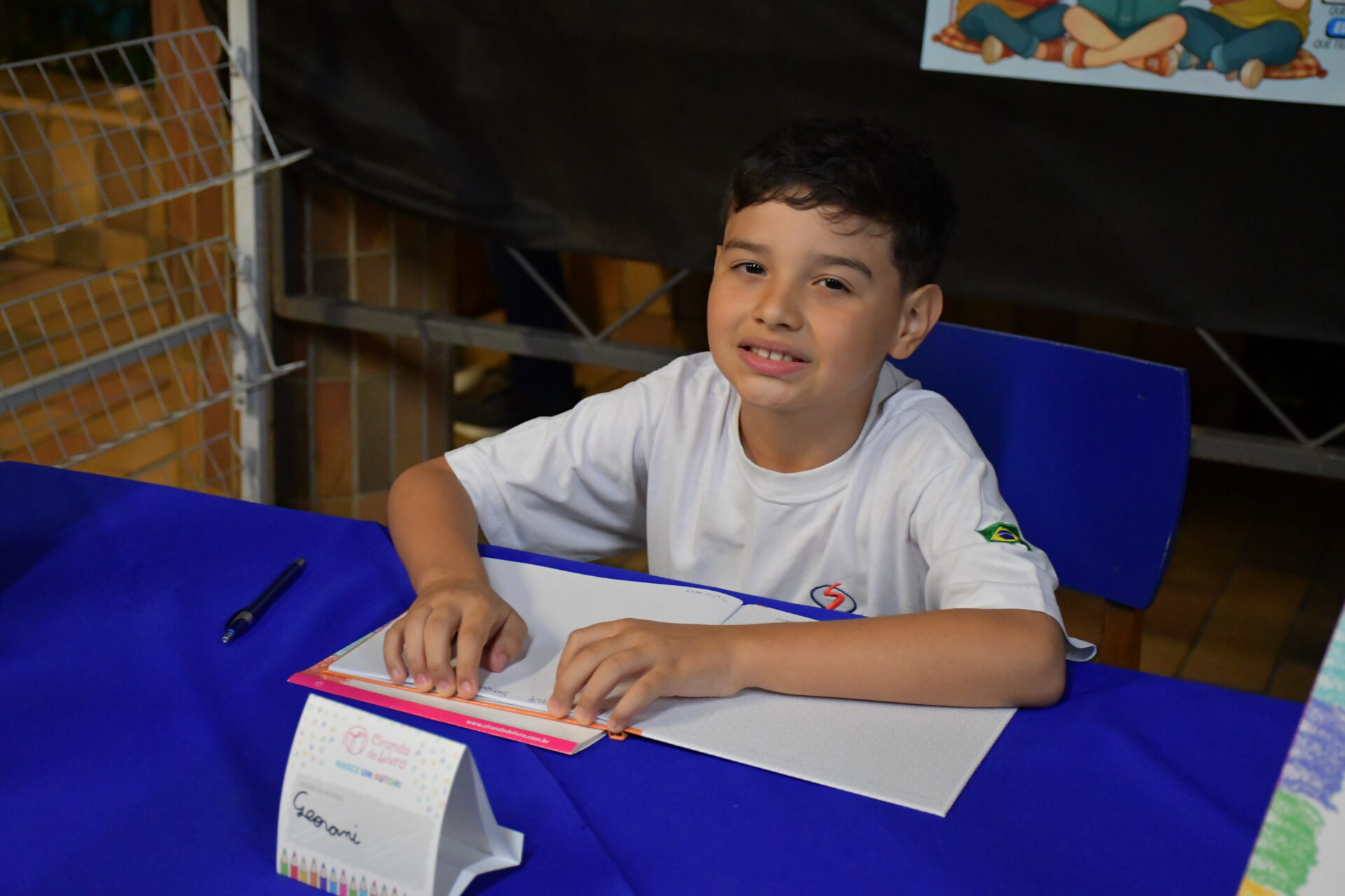 Noite-de-autografos-2025 (39)