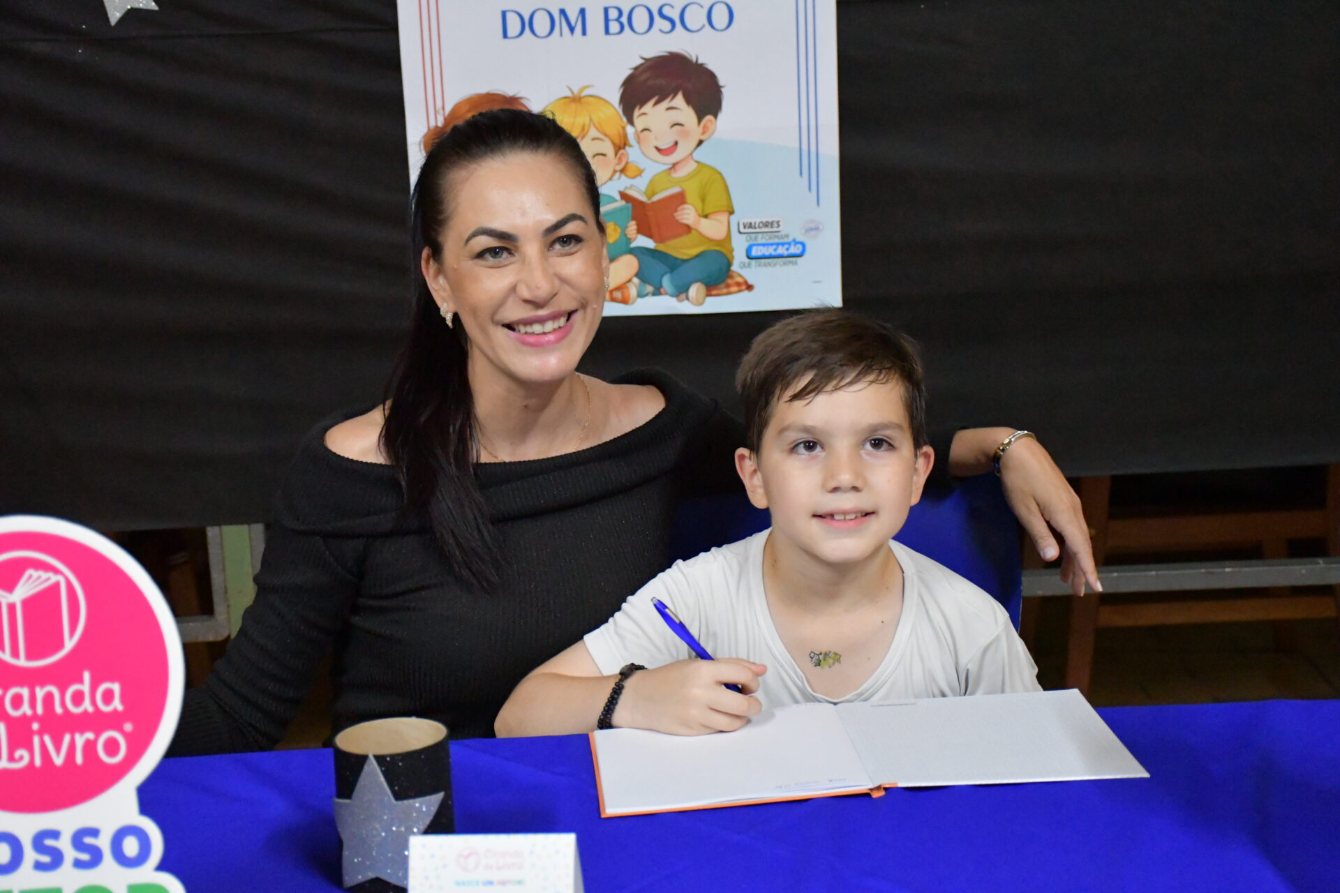 Noite-de-autografos-2025 (47)