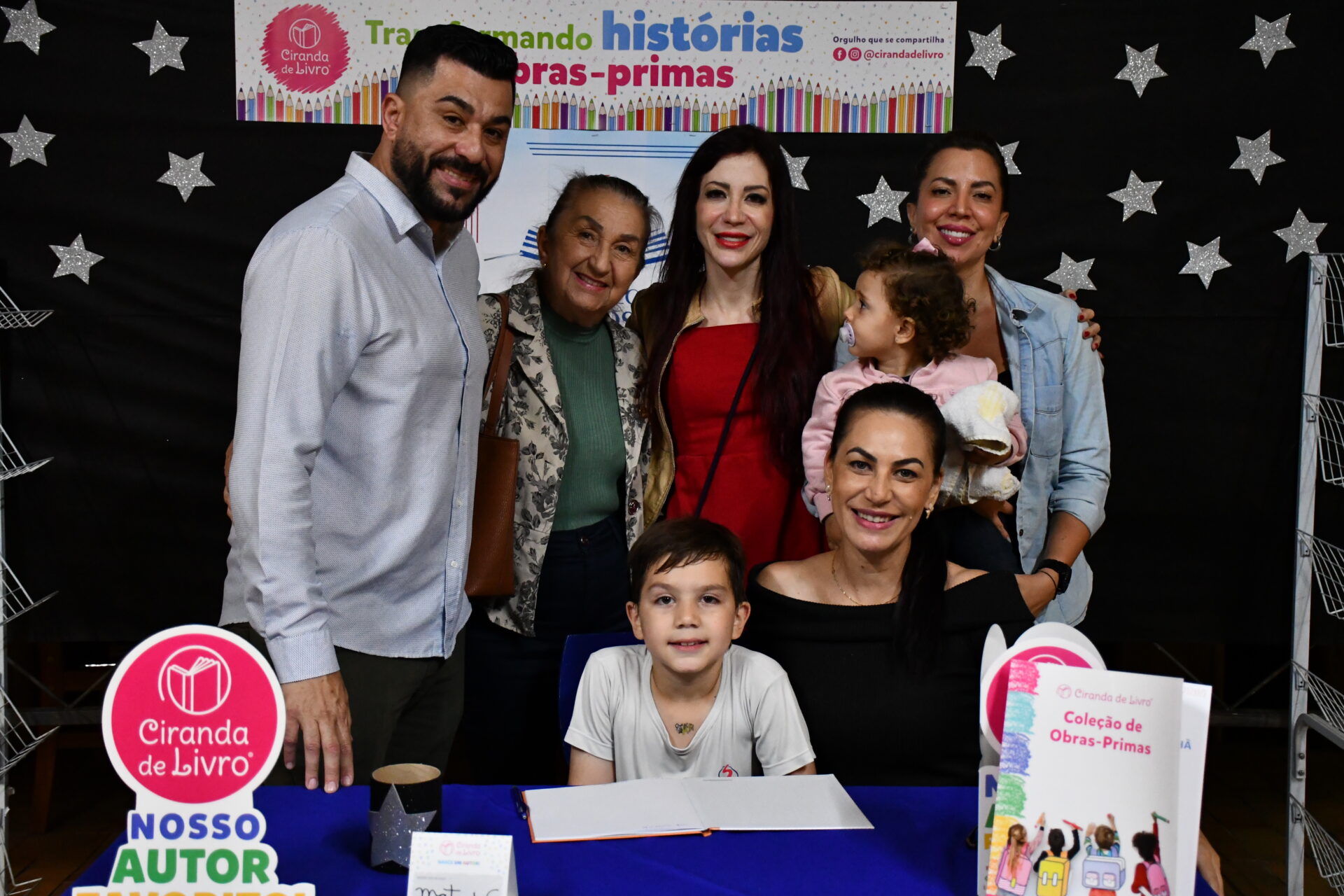 Noite-de-autografos-2025 (50)