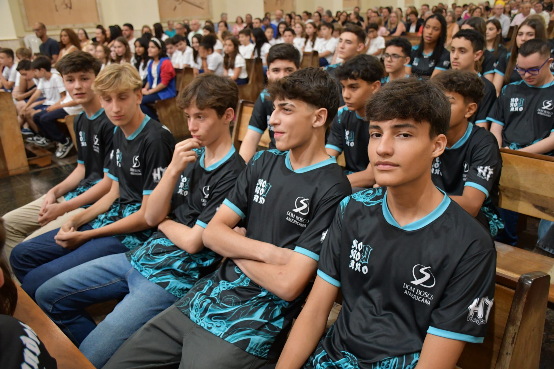 missa-acao-de-gracas-quinto-nono-ano (35)