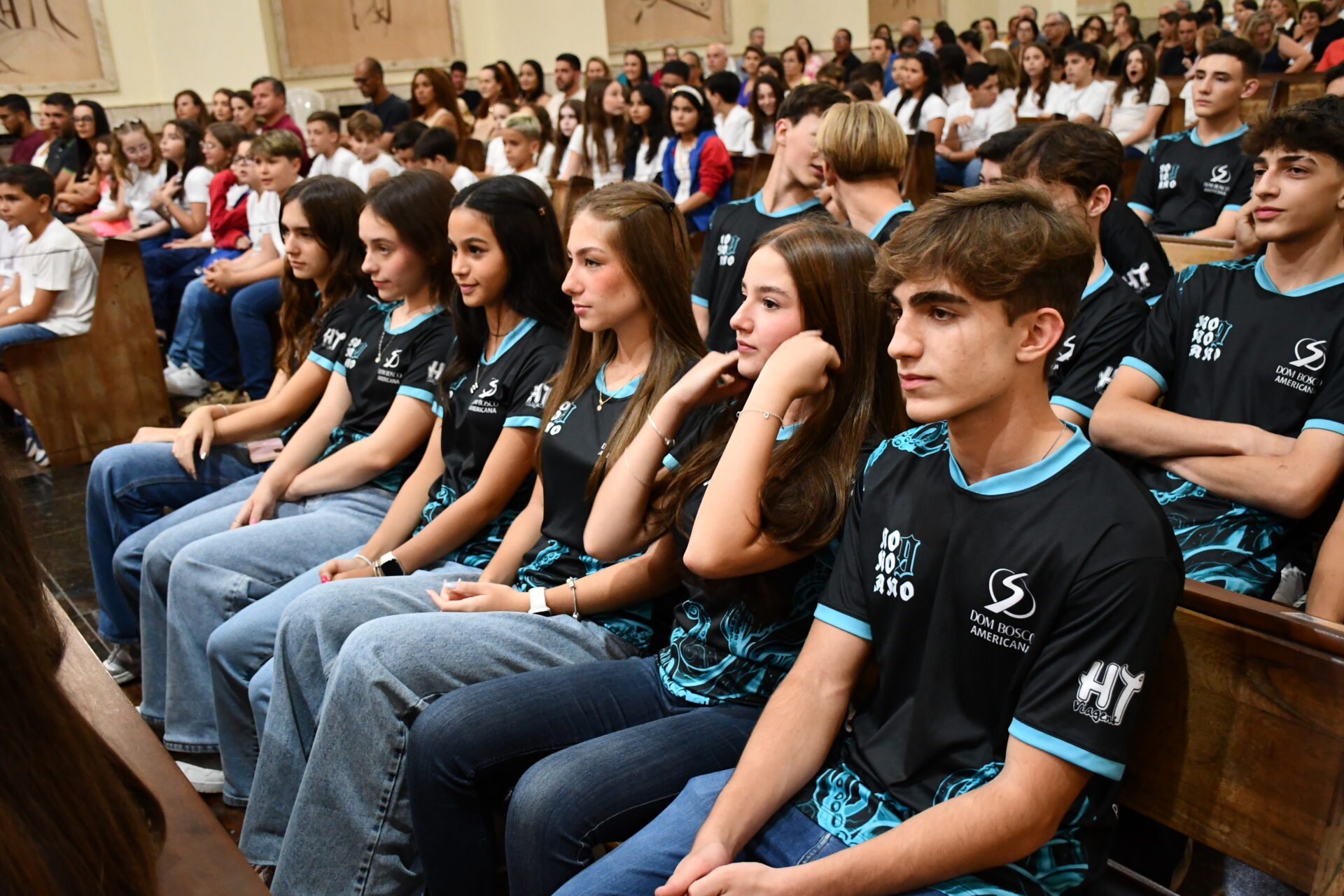 missa-acao-de-gracas-quinto-nono-ano (36)