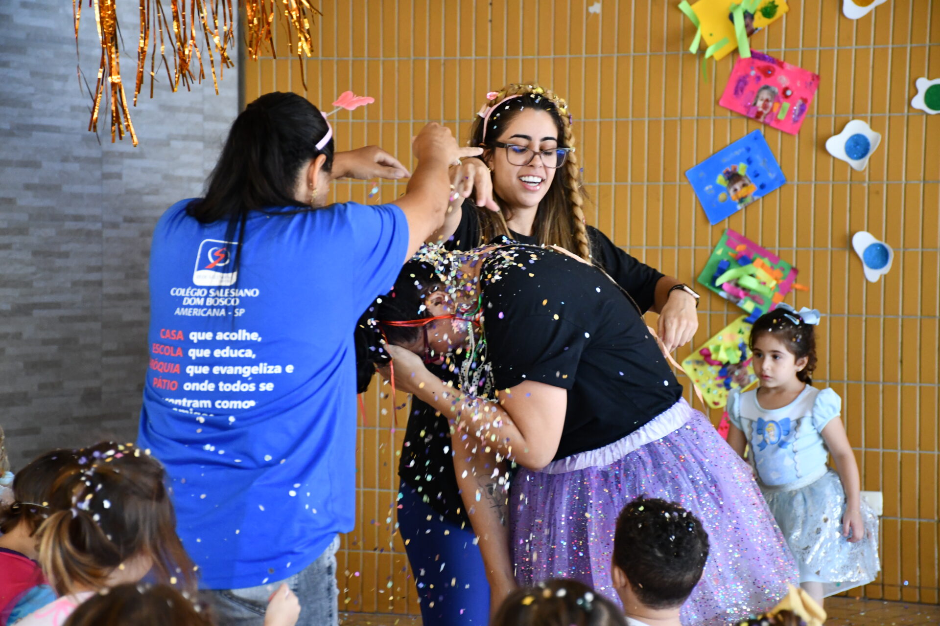 baile-de-carnaval-educacao-infantil (56)