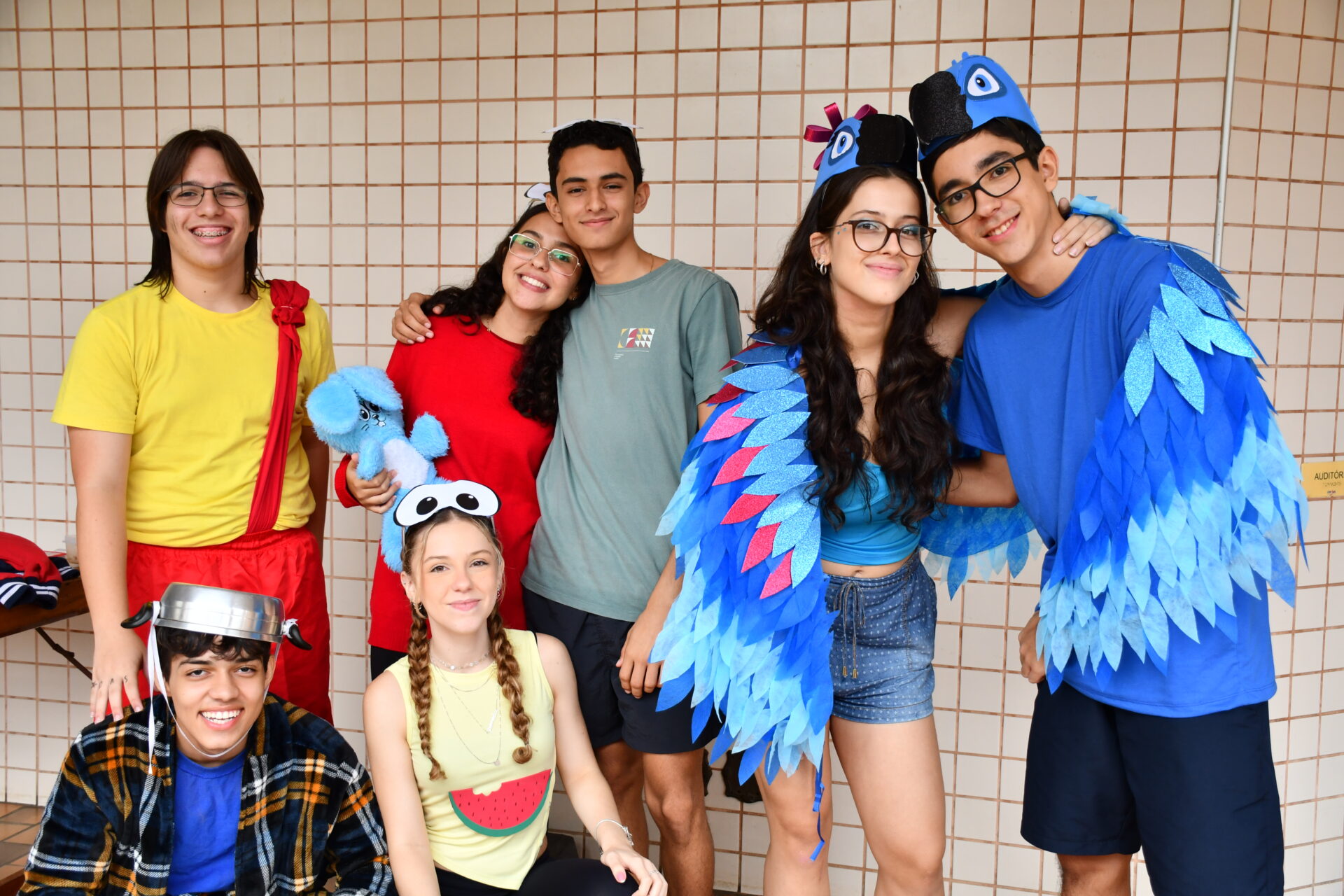 trote-terceirao-so-tem-no-brasil (1)