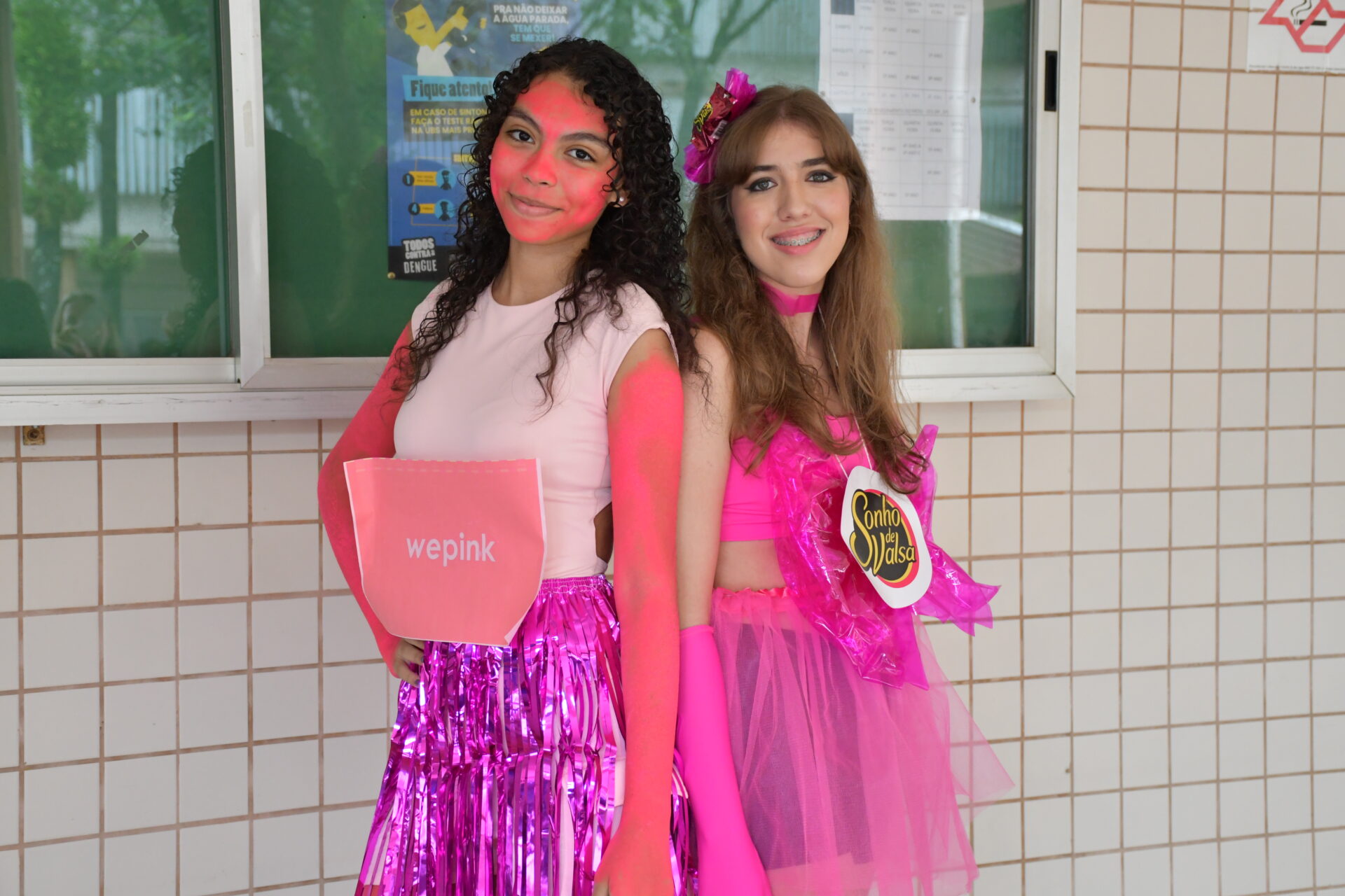 trote-terceirao-so-tem-no-brasil (30)